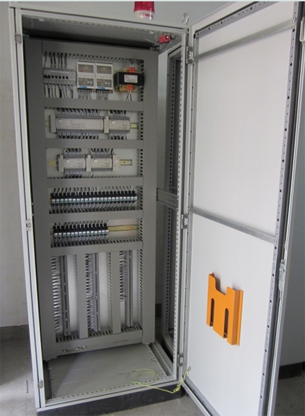 PLC控制柜系統(tǒng)